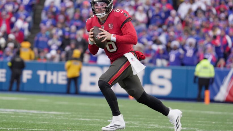 Baker Mayfield looking to pass