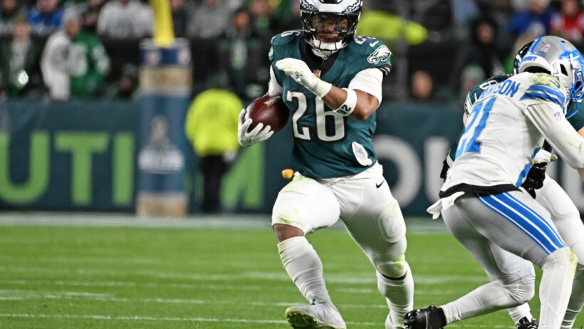 Saquon Barkley breaks a big run against the Lions.