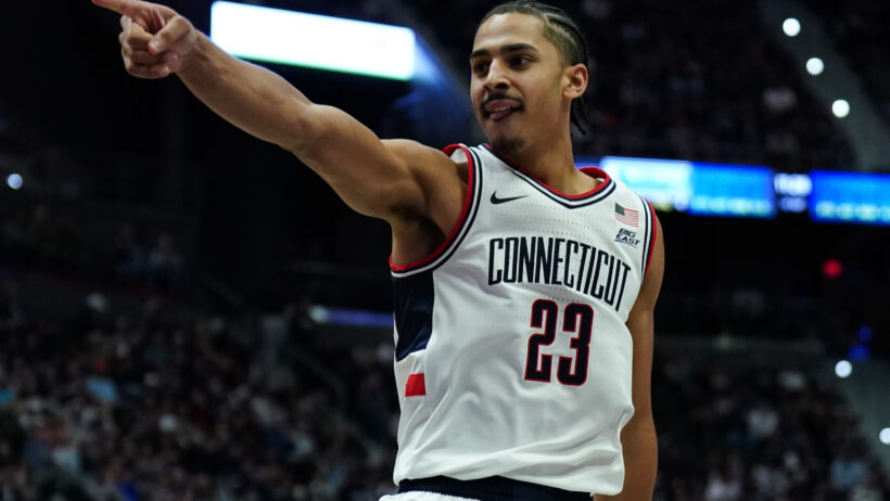 UConn Huskies forward Jayden Ross