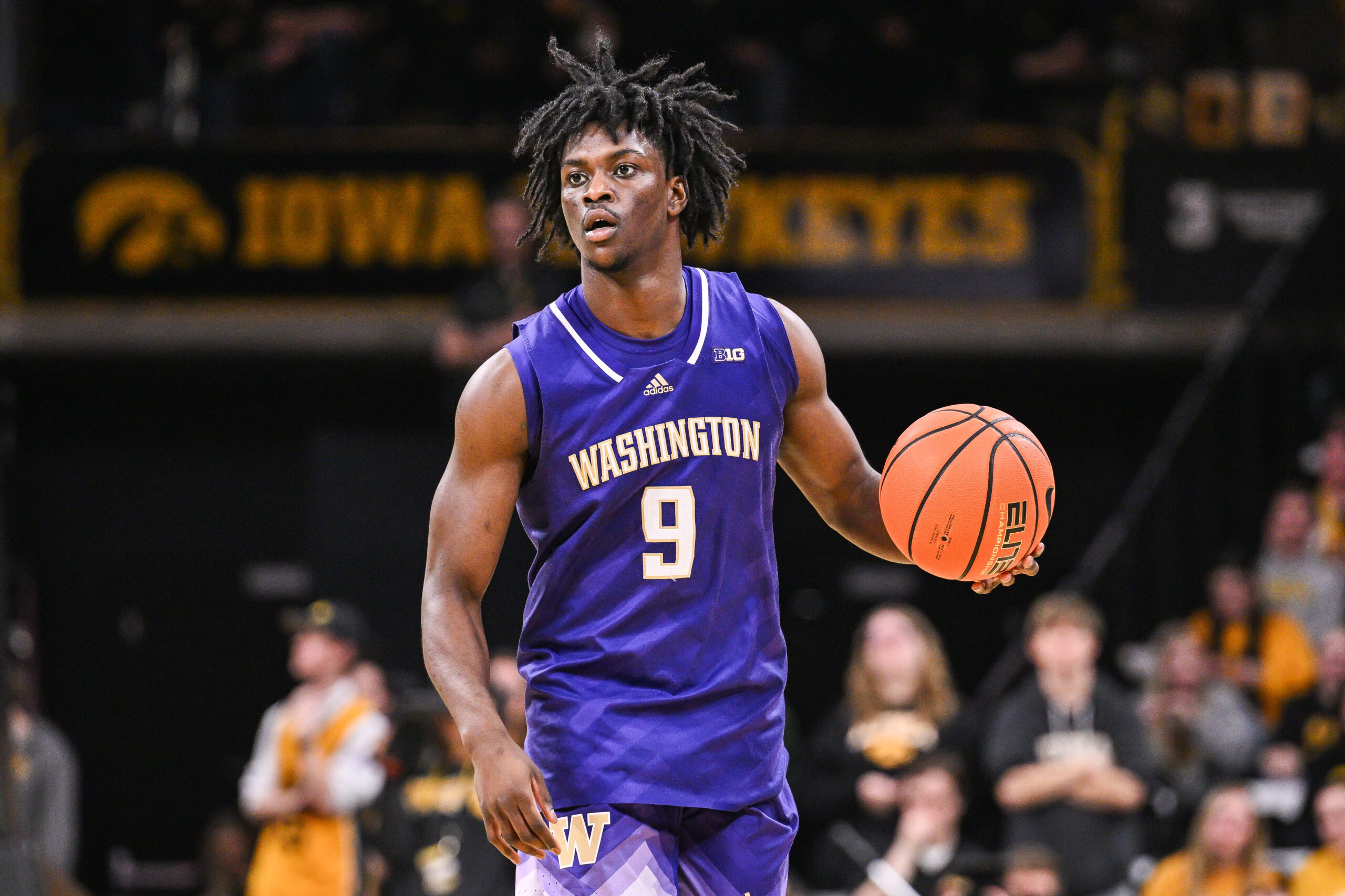 Image for UCLA vs Washington Prediction, Picks & Betting Odds for Big Ten Opener