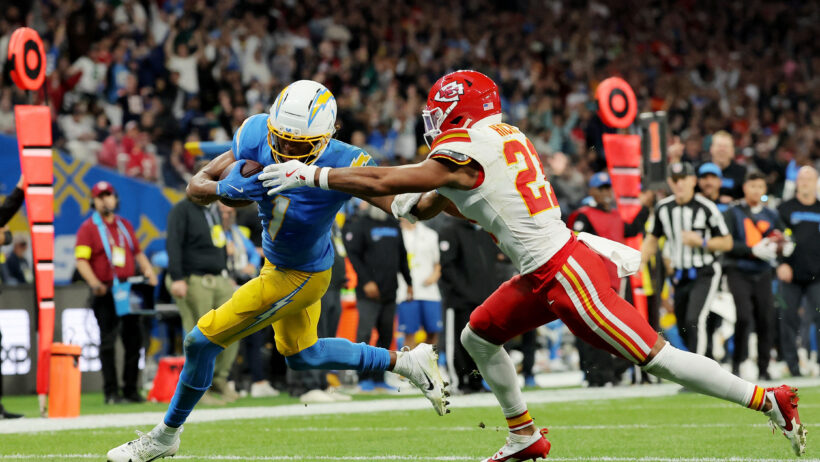 Los Angeles Chargers wide receiver Quentin Johnston running with the ball against the Kansas City Chiefs