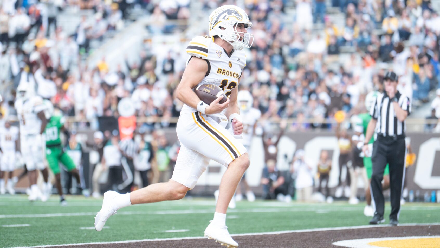 Broc Lowry running into end zone