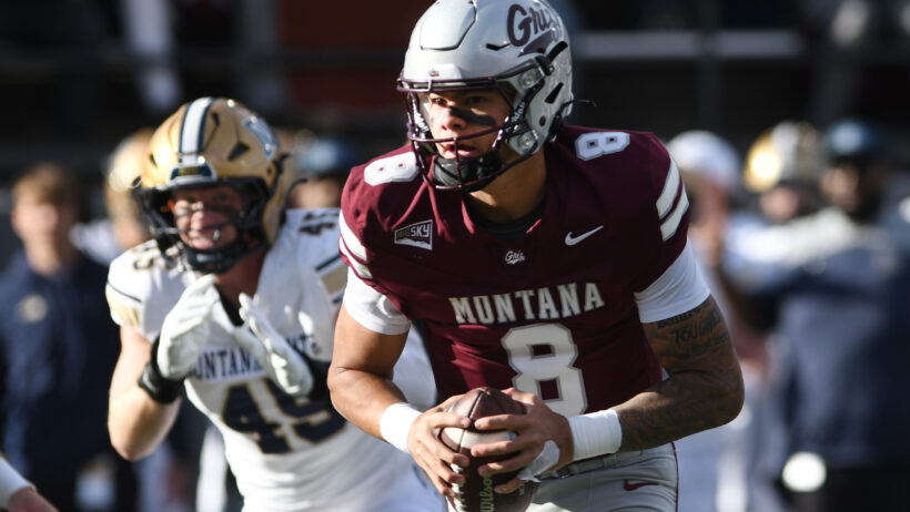 Keali'I Ah Yat rushes versus Montana State in the Brawl of the Wild matchup.