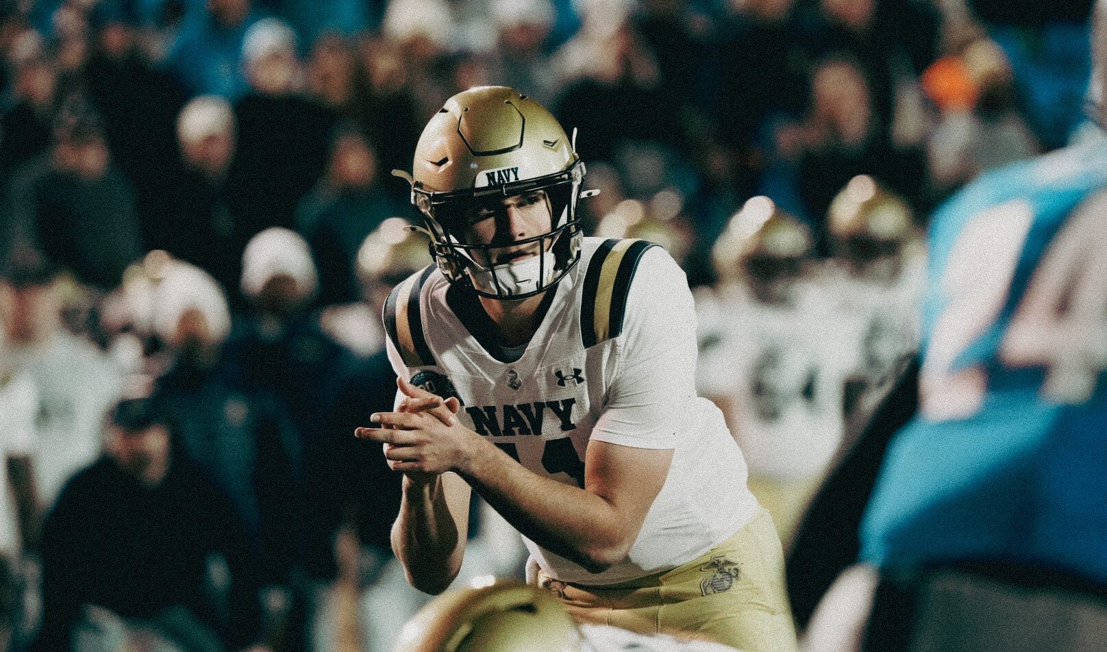 Blake Horvath hands clasped in shotgun formation