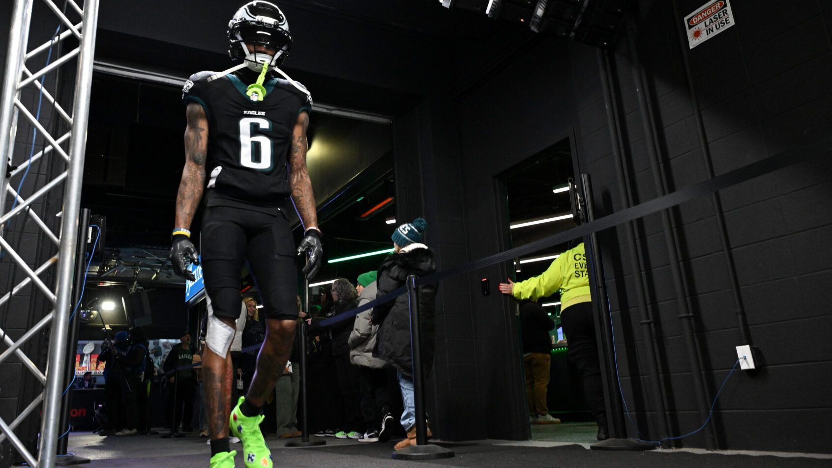 DeVonta Smith walking through the tunnel before the game