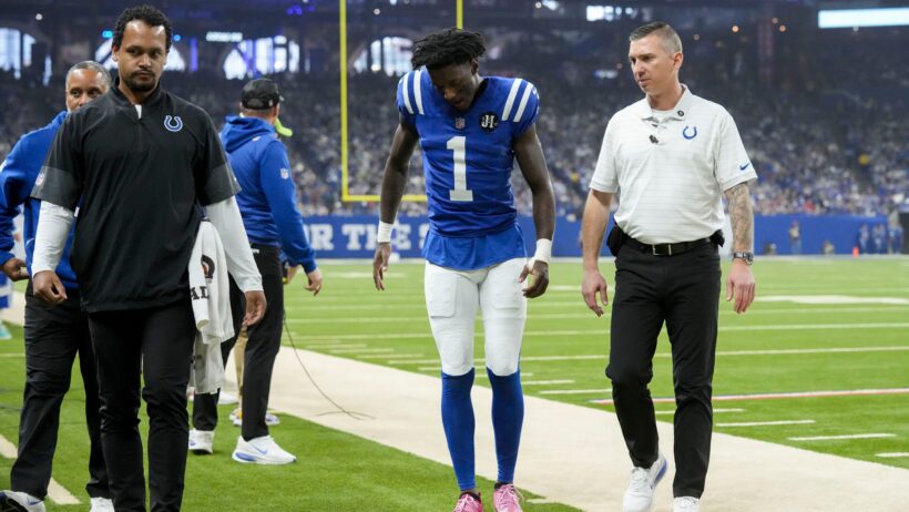 Indianapolis Colts cornerback Sauce Gardner limps off the field injured