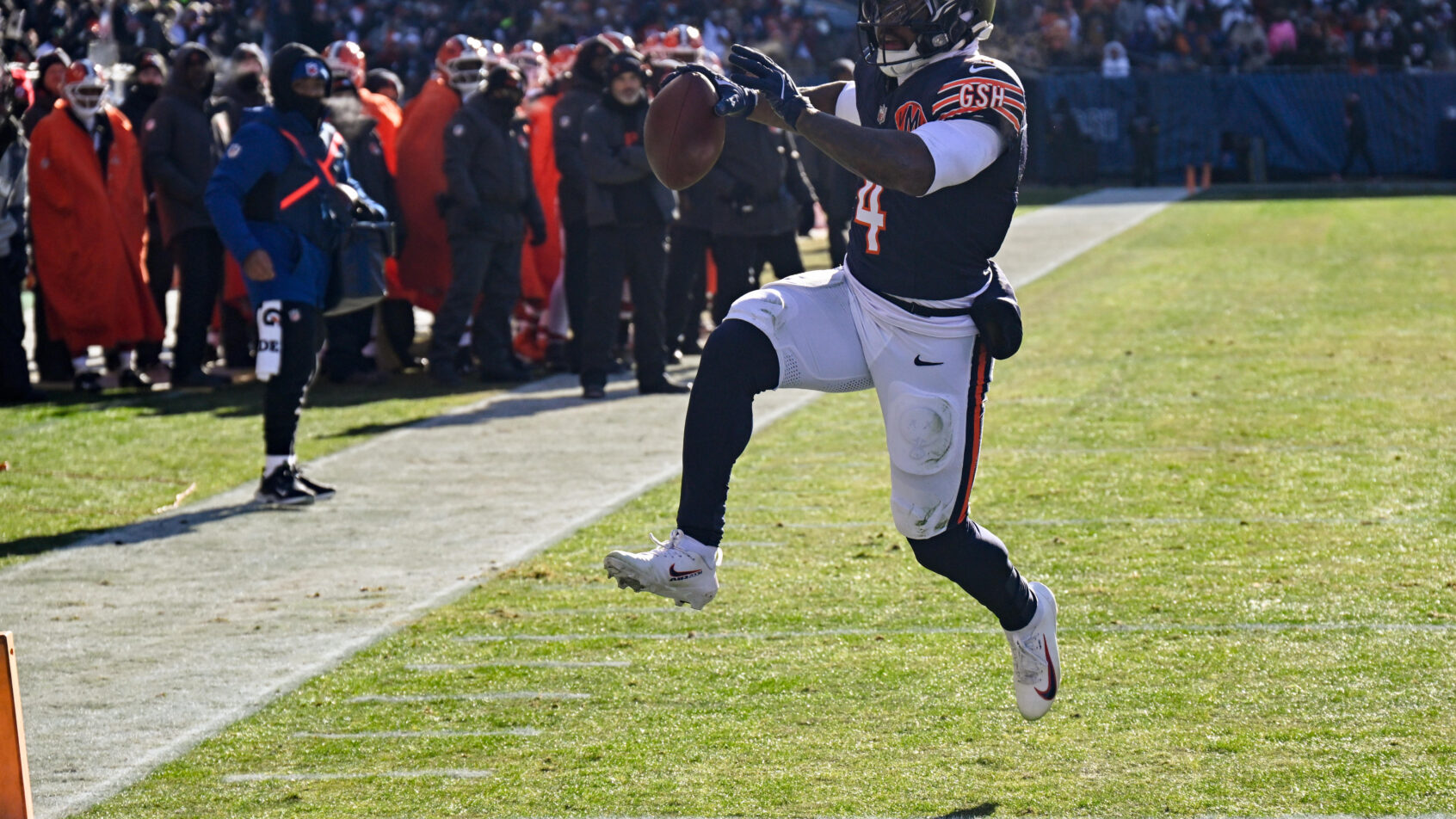 D'Andre Swift gallops into the end zone versus the Browns.