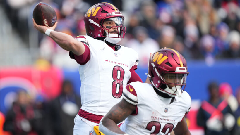 Marcus Mariota throws a pass in a win over the Giants.