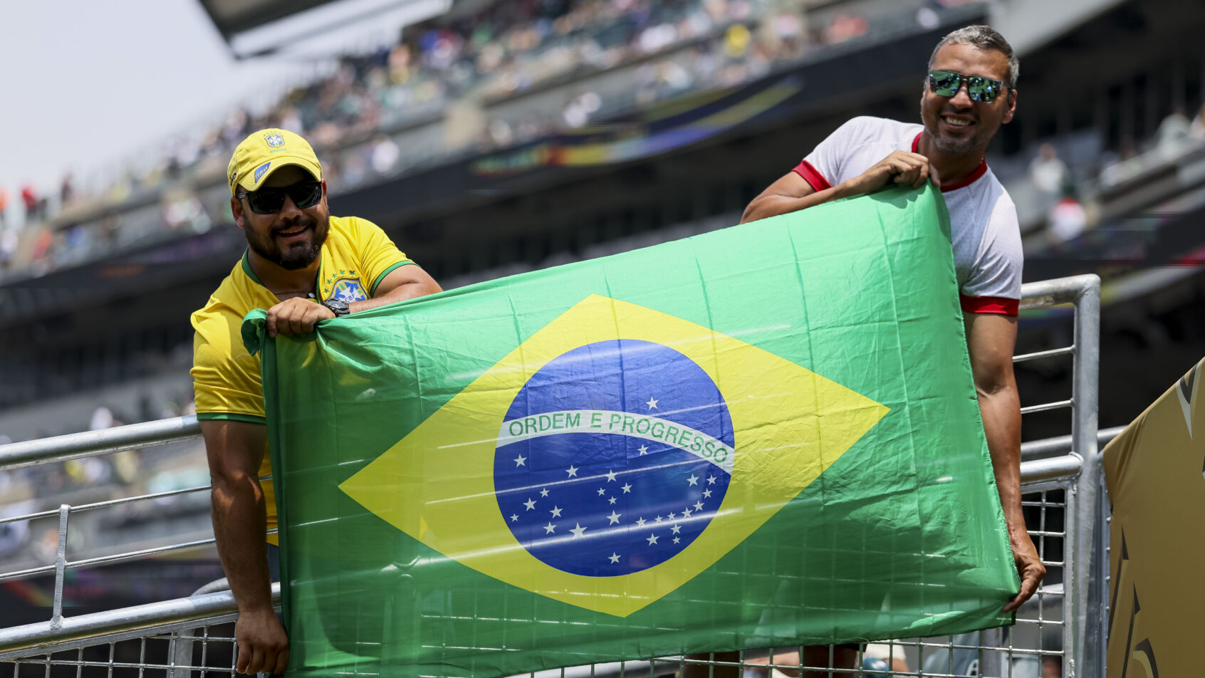TORCEDORES-DO-BRASIL-EM-PARTIDA-DA-SELCAO