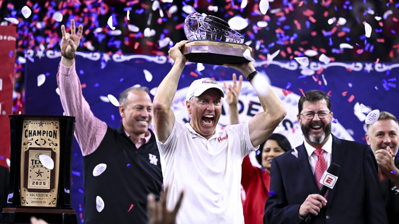 Willie Fritz celebrates a Texas Bowl victory for his Houston Cougars.