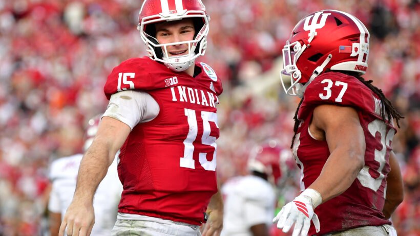 Fernando Mendoza celebrates a touchdown versus Alabama in the Rose Bowl.