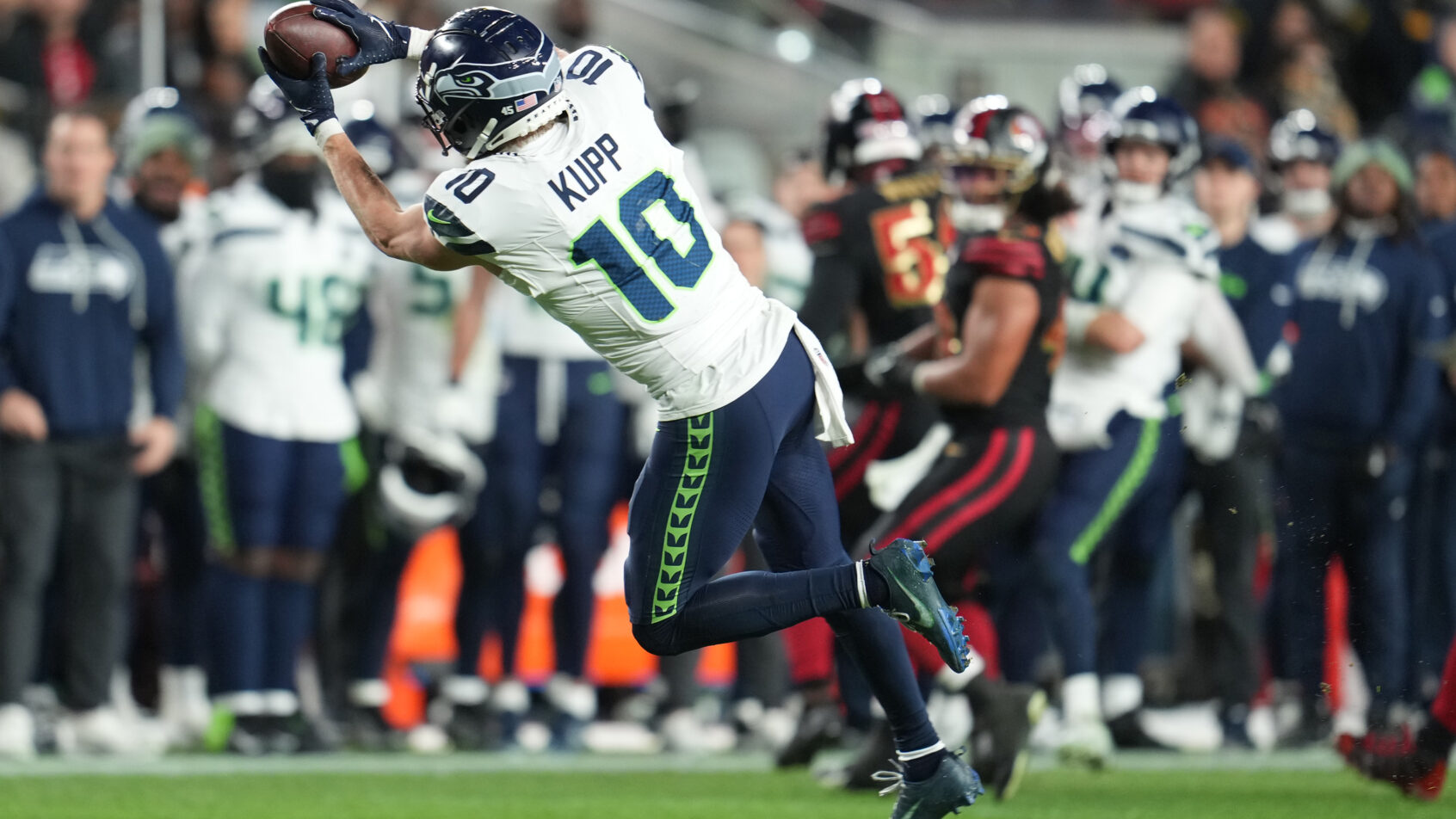 Seattle Seahawks wide receiver Cooper Kupp making a diving catch