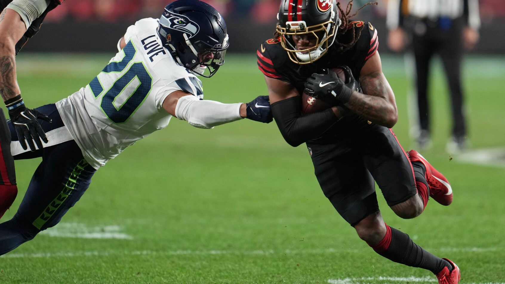 San Francisco 49ers wide receiver Demarcus Robinson making a catch