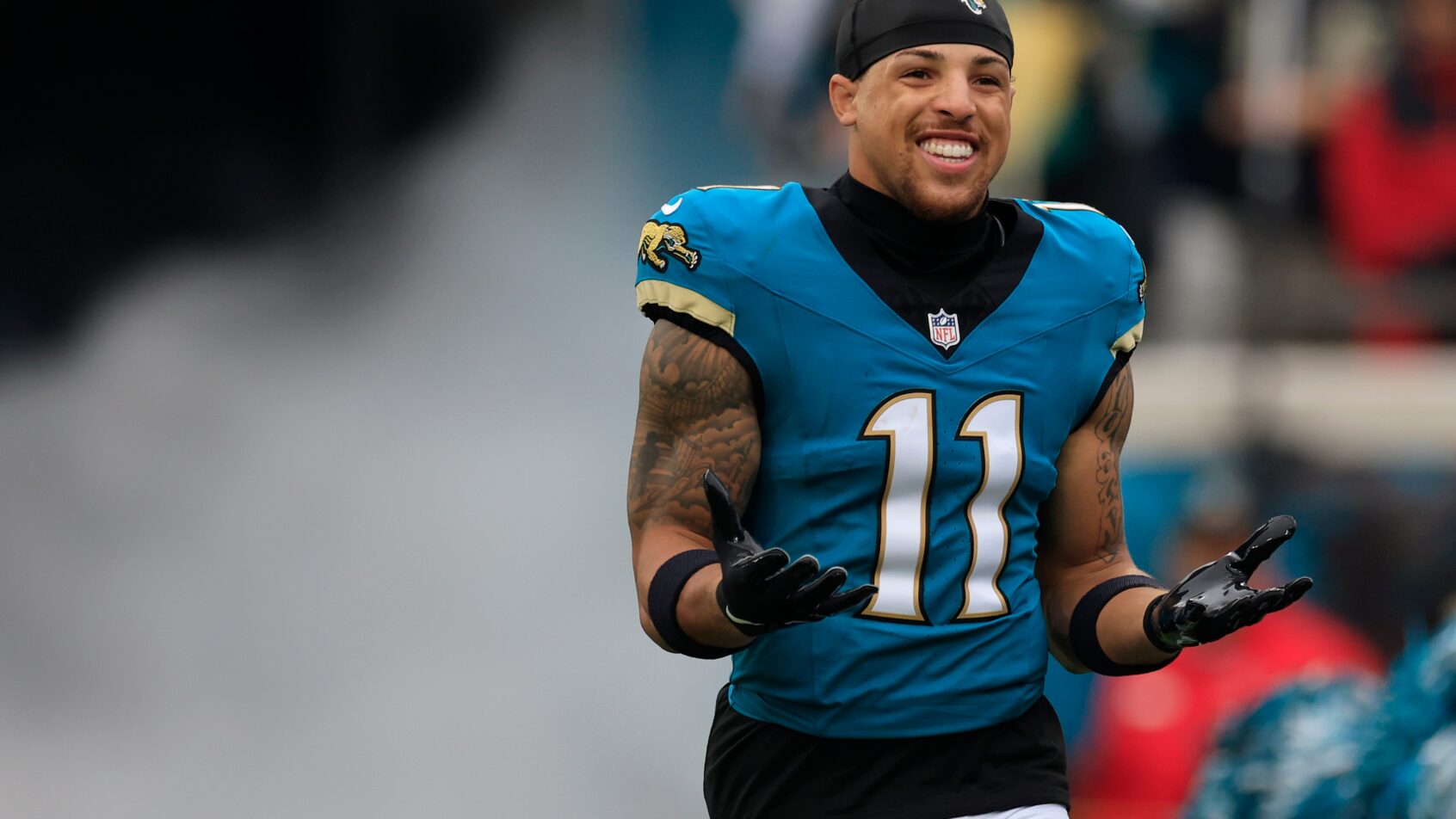 Parker Washington taking the field