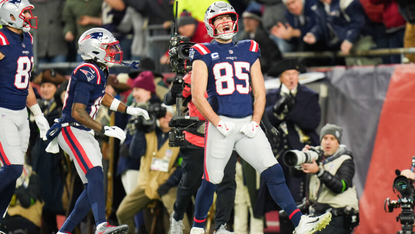 Hunter Henry celebrates after scoring a touchdown