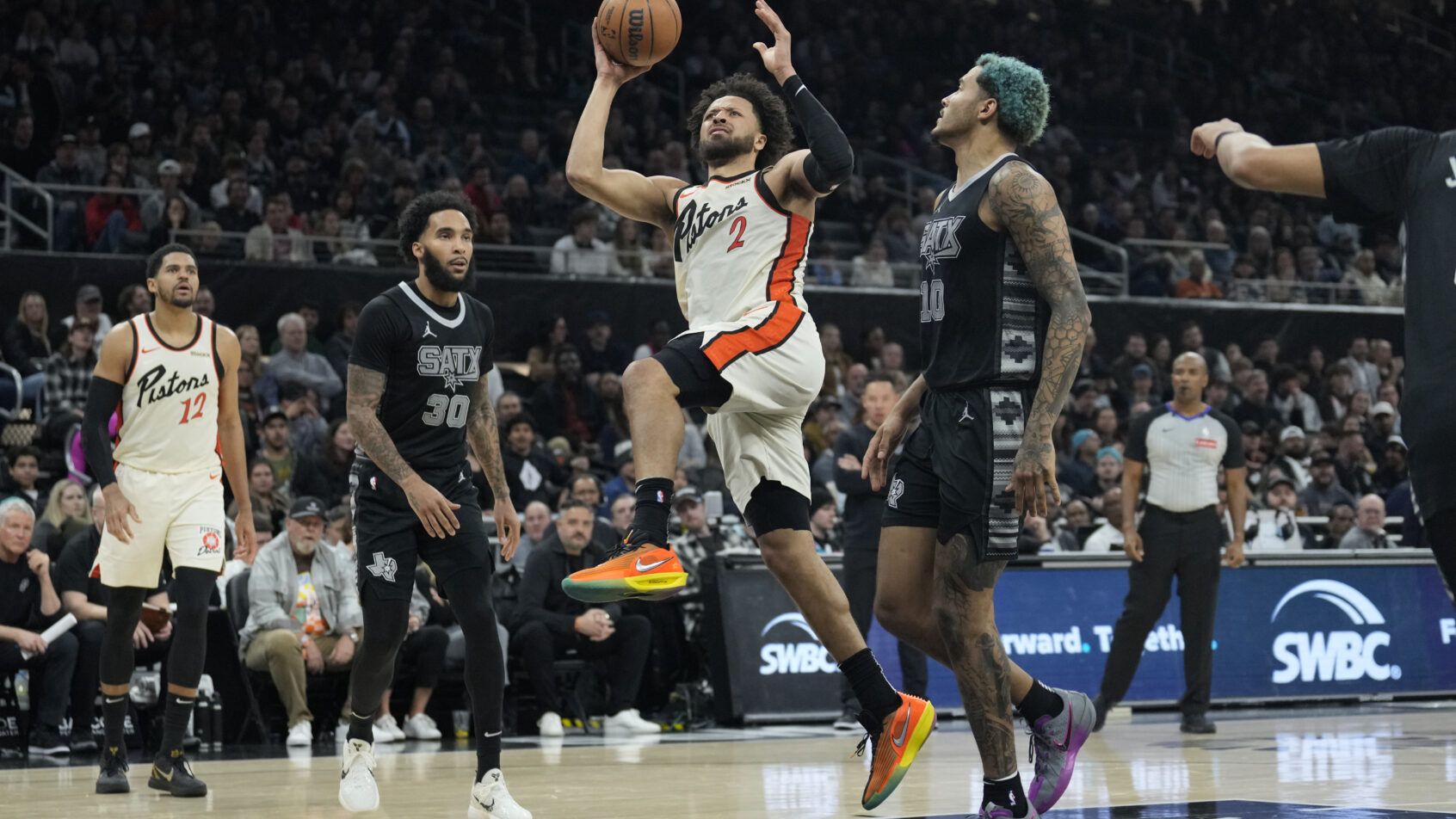 Cade Cunningham looks to light it up against the Spurs.
