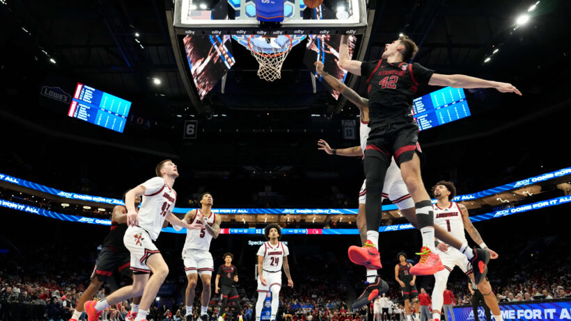 Louisville goes for the season sweep against SMU.