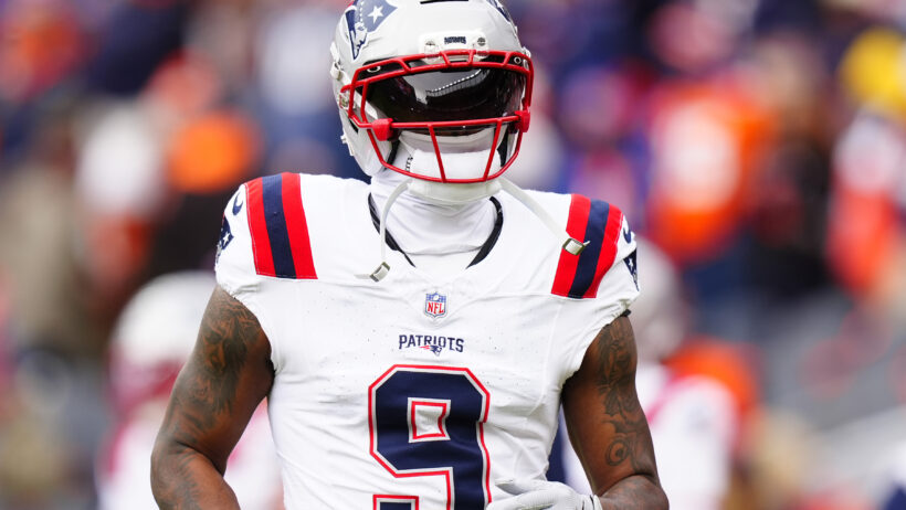 Kayshon Boutte warming up before the AFC Championship