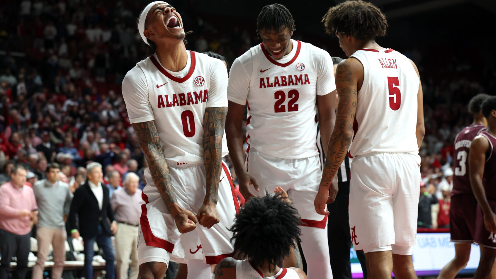Alabama players celebrating