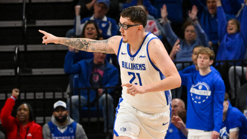 Robbie Avila pointing