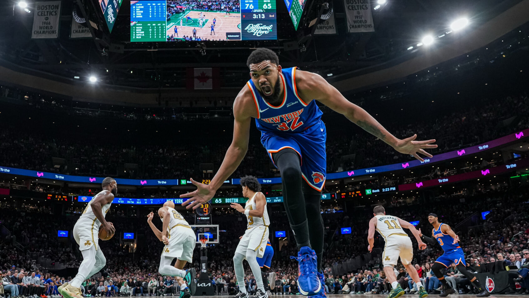 Karl Anthony-Towns leads the Knicks.