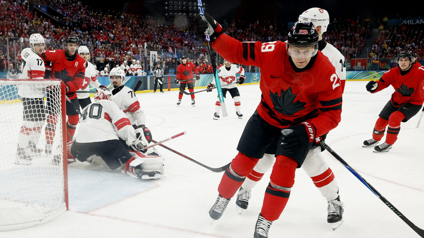 Nathan MacKinnon celebrate