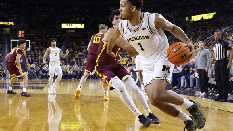 Michigan can wrap up the B1G title tonight by beating Illinois.