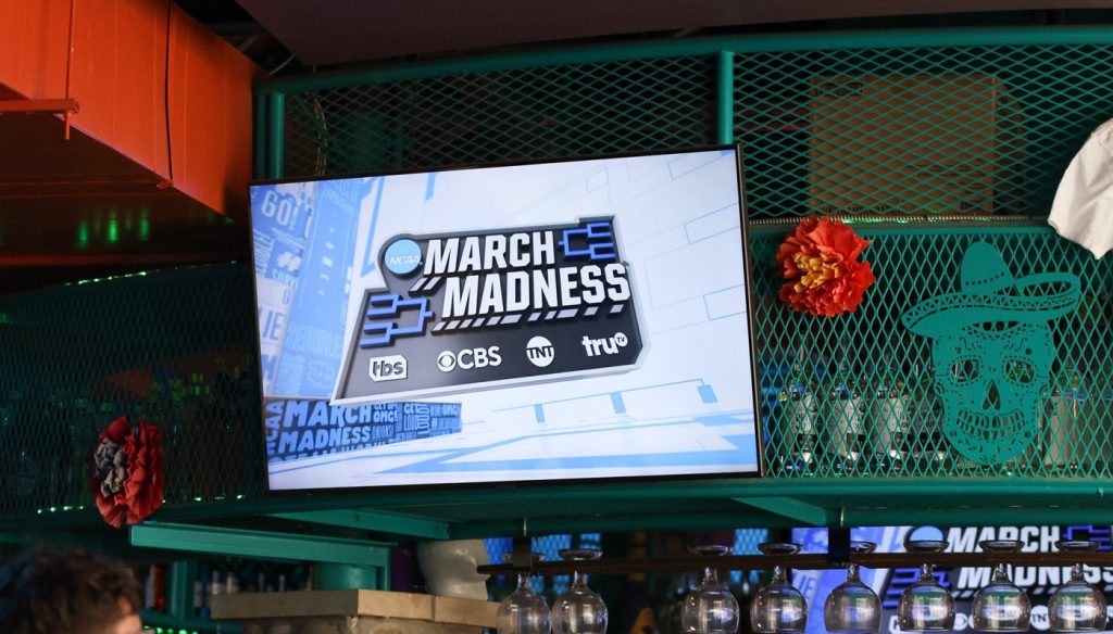 Live betting March Madness