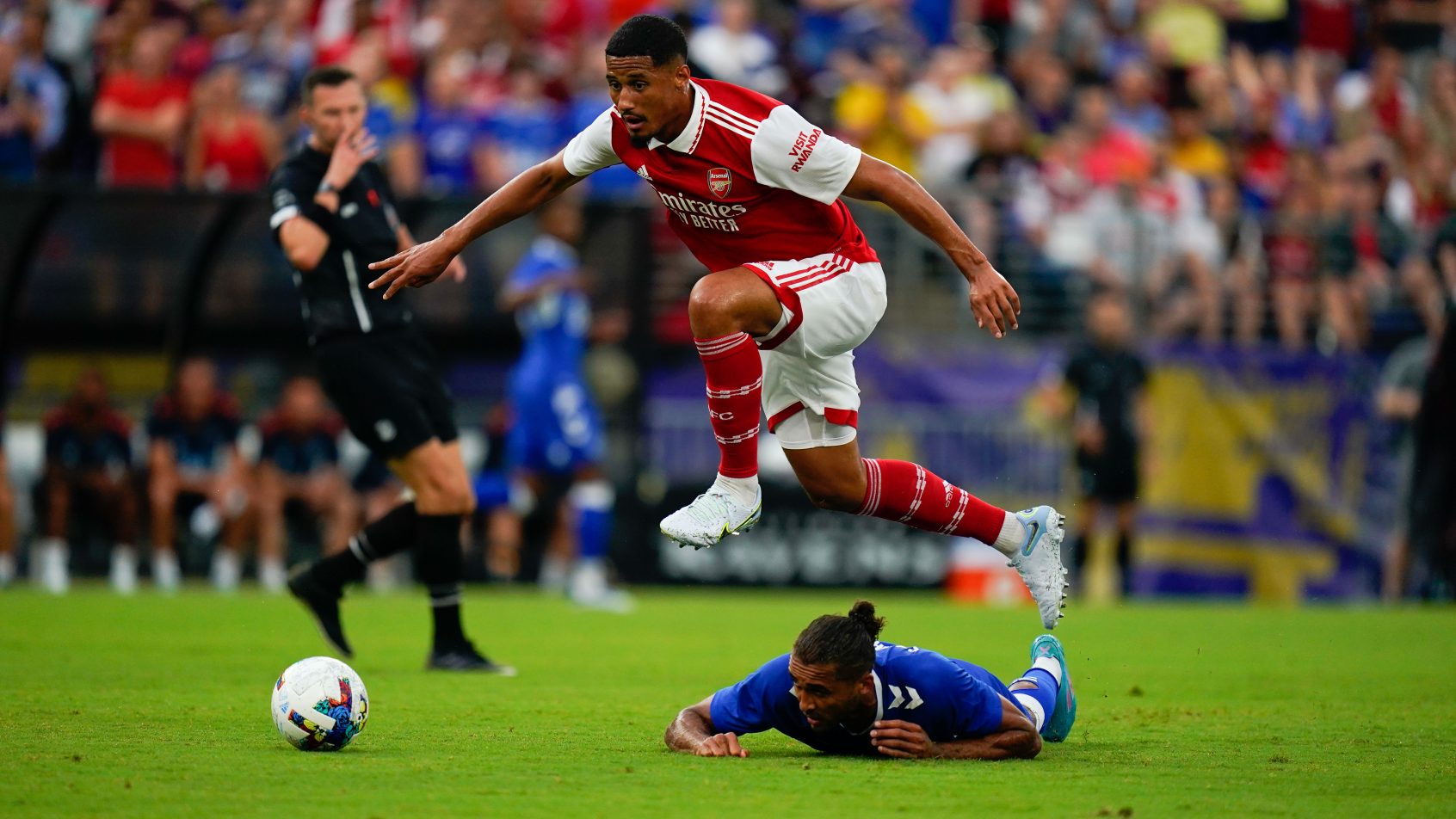 WILLIAM-SALIBA-ZAGUEIRO-ARSENAL