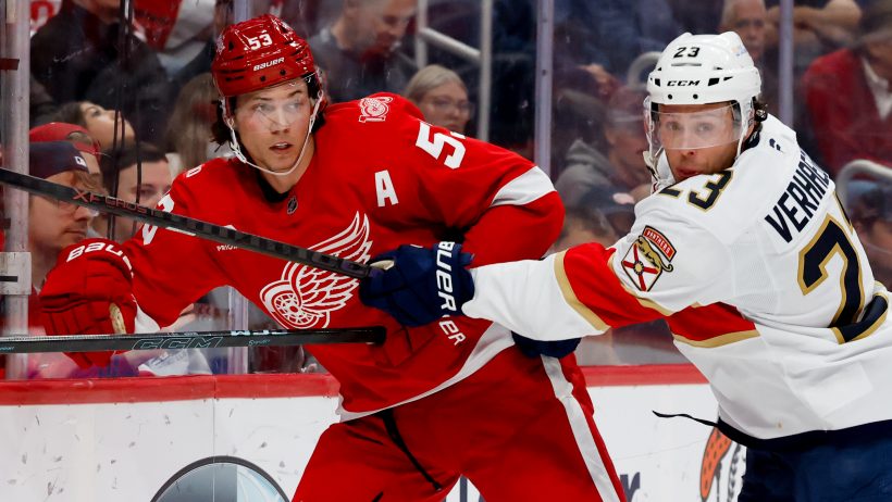 Carter Verhaeghe hits Moritz Seider