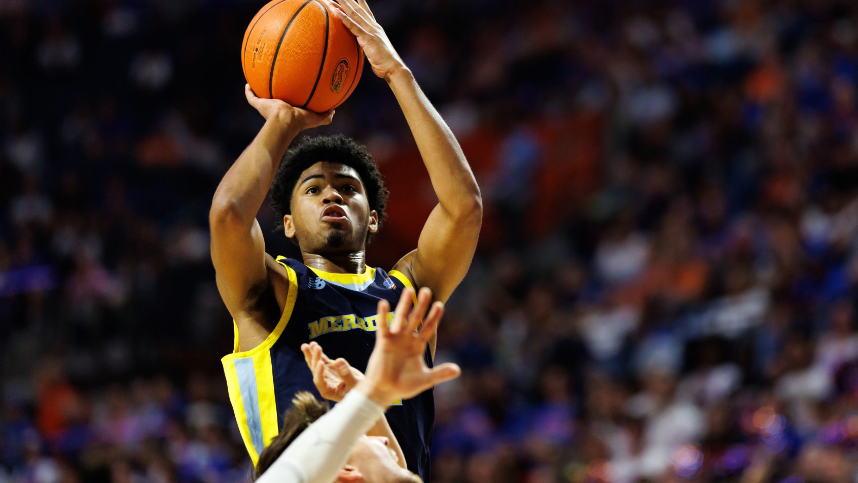 Merrimack tries to beat Siena for the third time tonight.