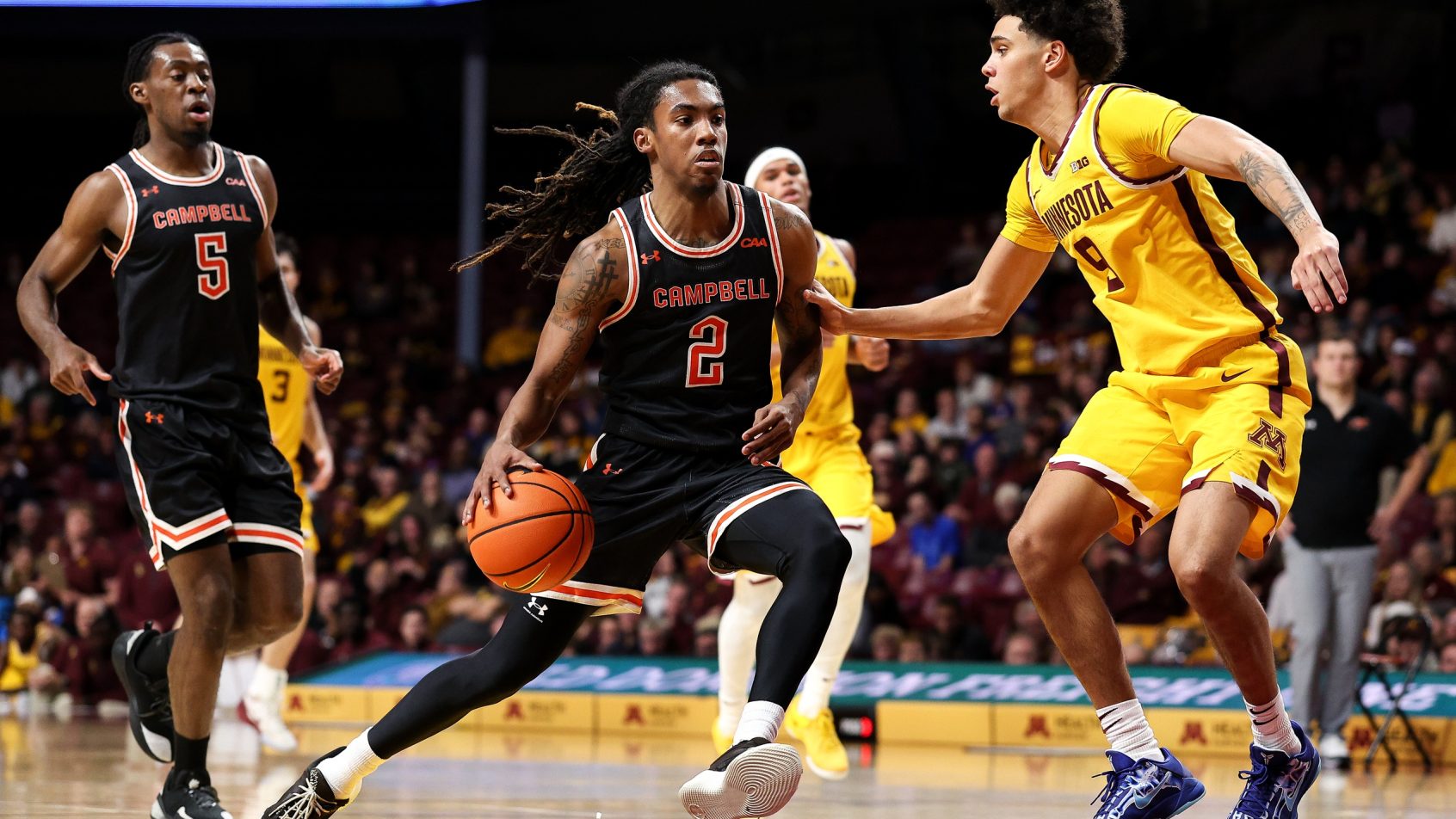 Jeremiah Johnson driving to hoop