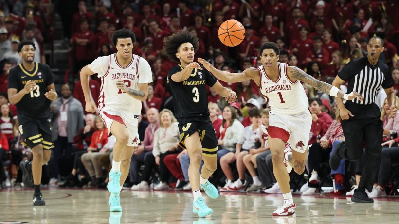 Vanderbilt Commodores guard Tyler Tanner making a pass