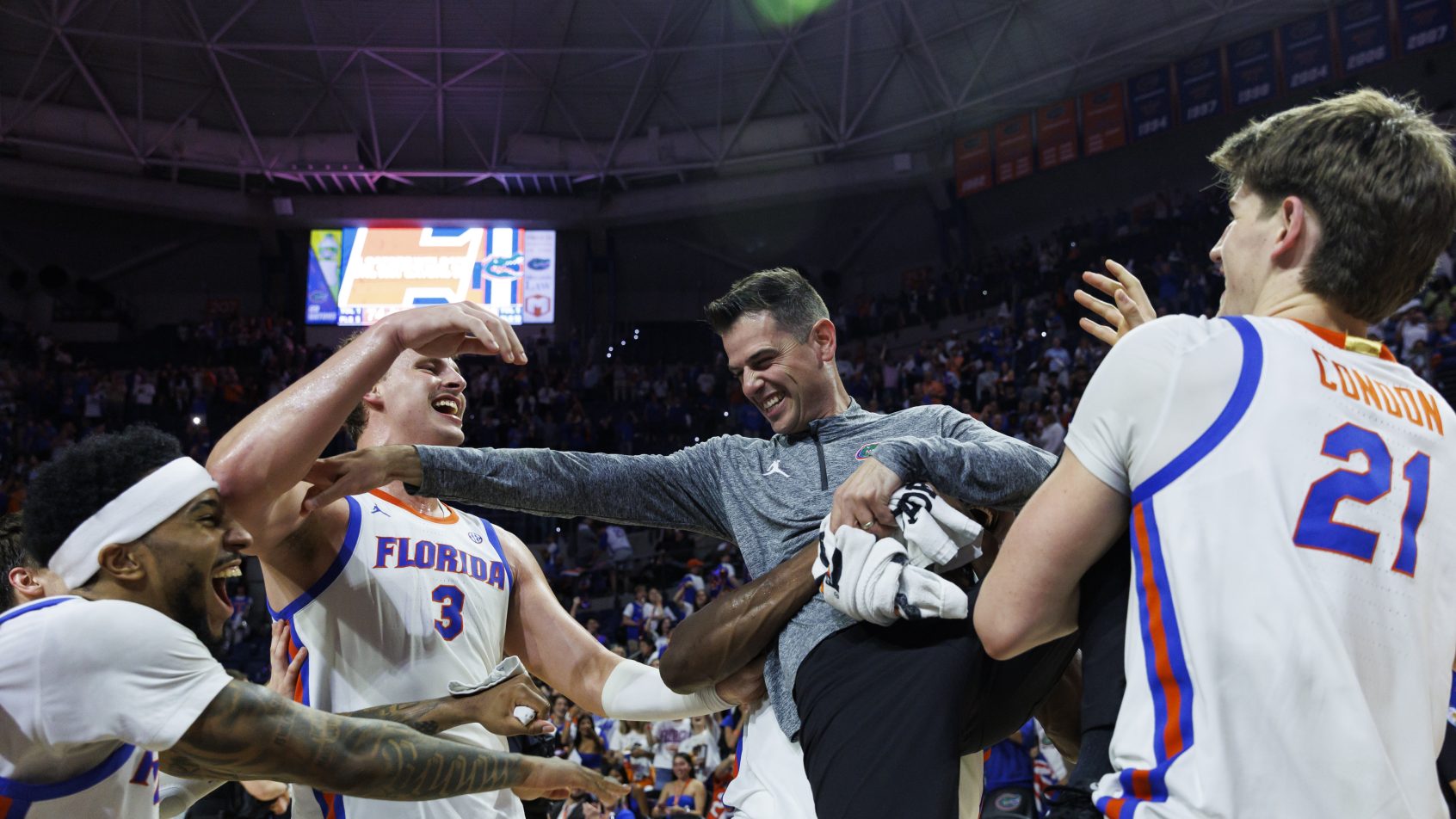 Florida celebrates after a victory over Mississippi State.