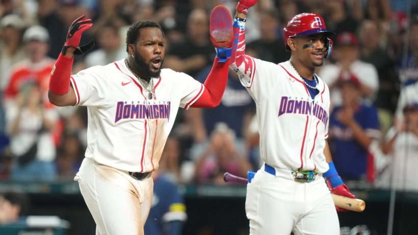 Vladimir Guerrero Jr. and Julio Rodriguez celebrate a pair of Dominican Republic runs.