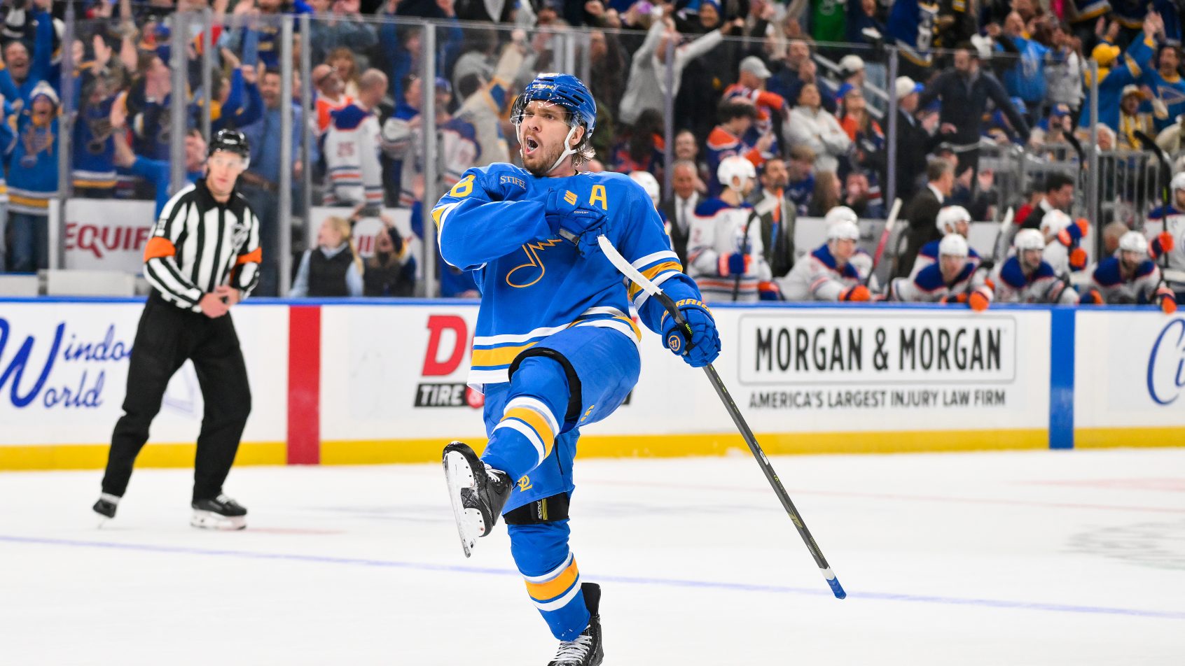 Robert Thomas goal celebration