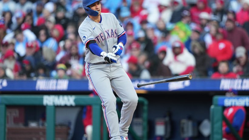 Corey Seager leads Texas vs. Baltimore tonight.