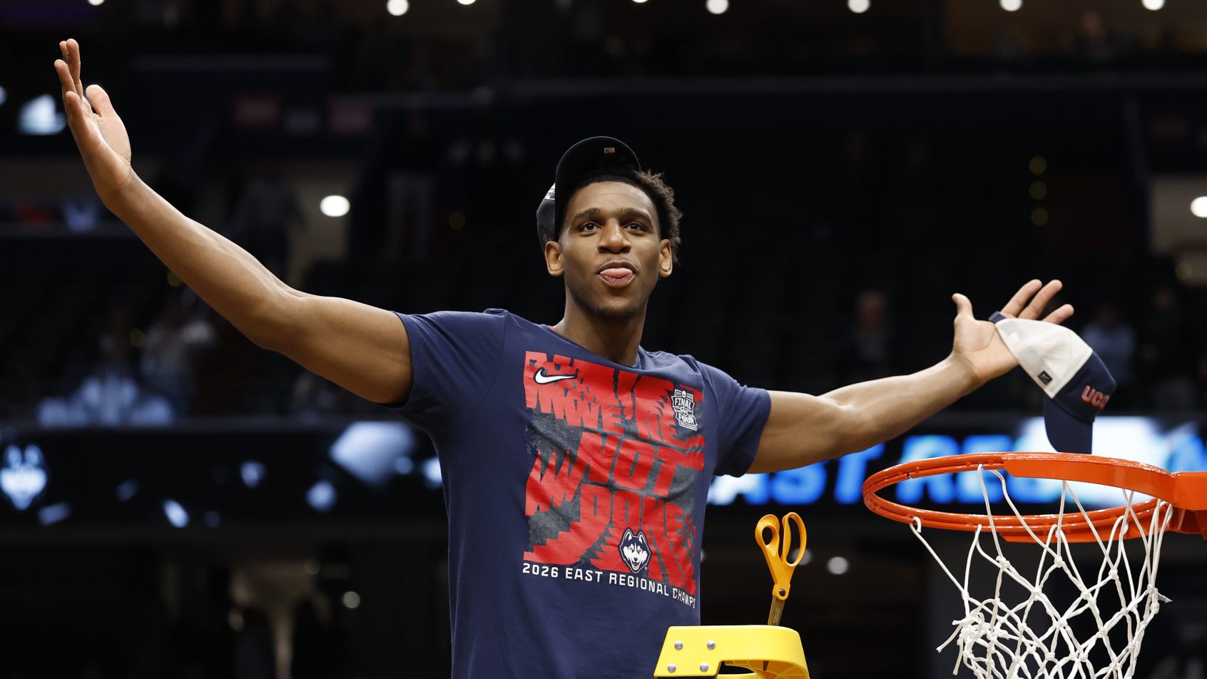 Tarris Reed Jr net cutting