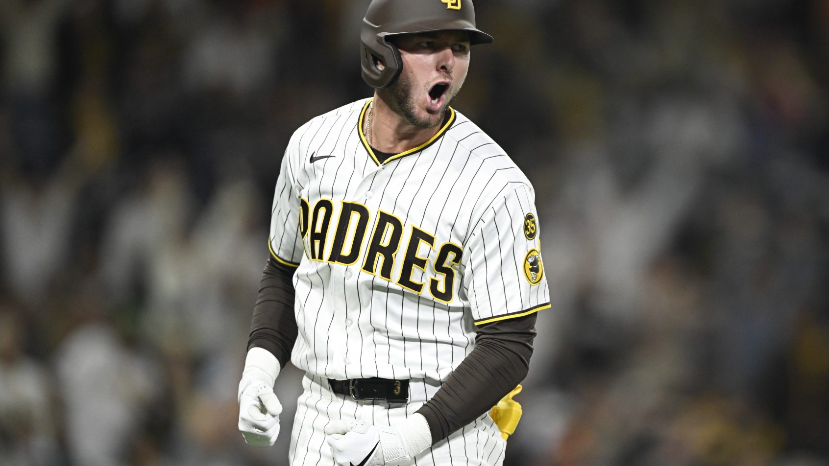 Jackson Merrill celebrates a home run versus the Giants.