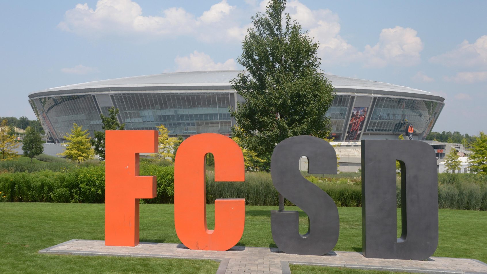DONBASS-ARENA-ESTADIO-SHAKTAR-DONETSK