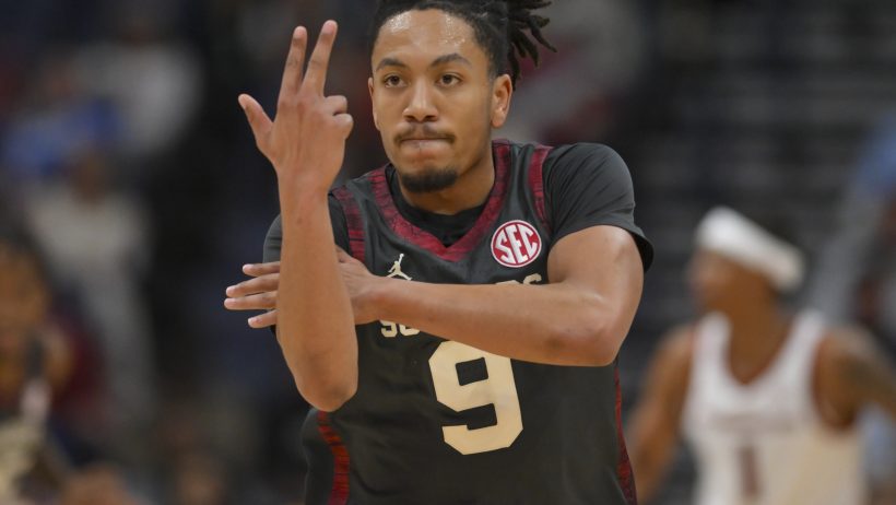 Nijel Pack 3-point make reaction