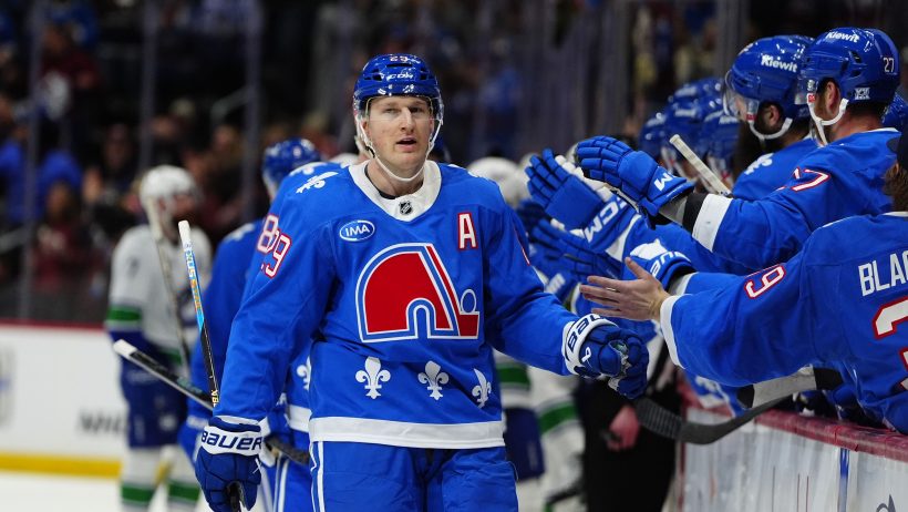 Nathan MacKinnon goal celebration by bench