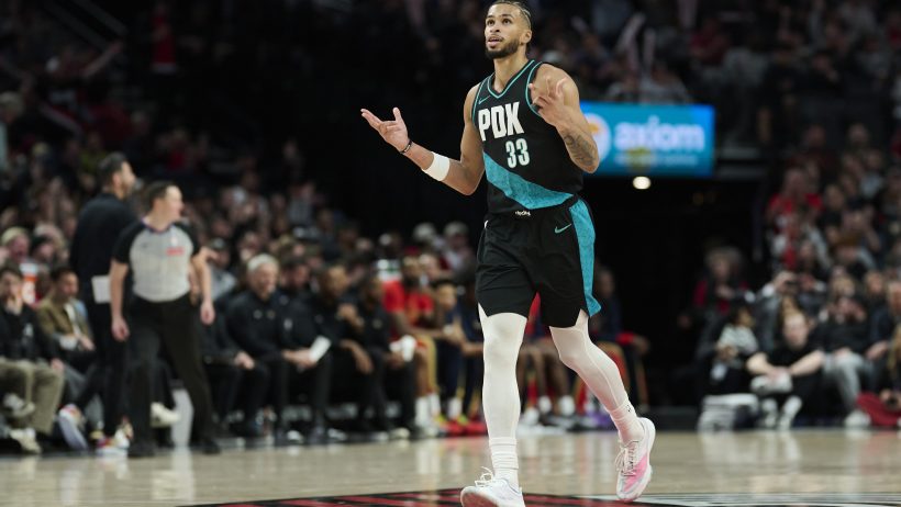 Toumani Camara reacts after splashing a triple versus the Pelicans.
