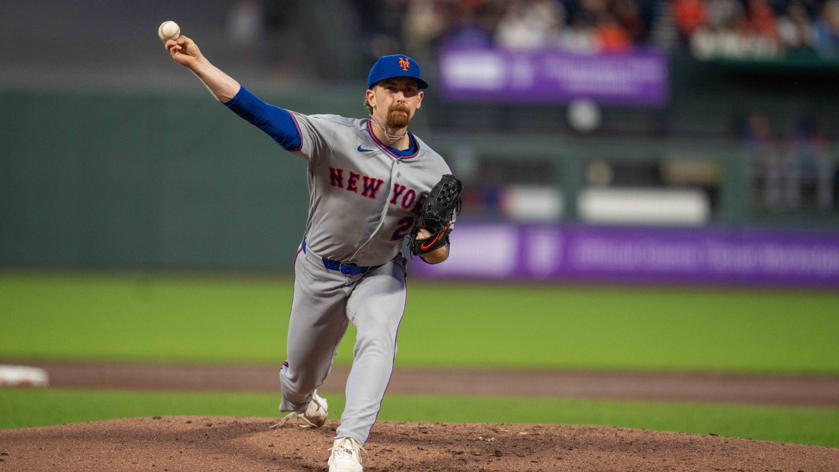 Nolan McLean and the Mets try to win the series vs Arizona tonight.