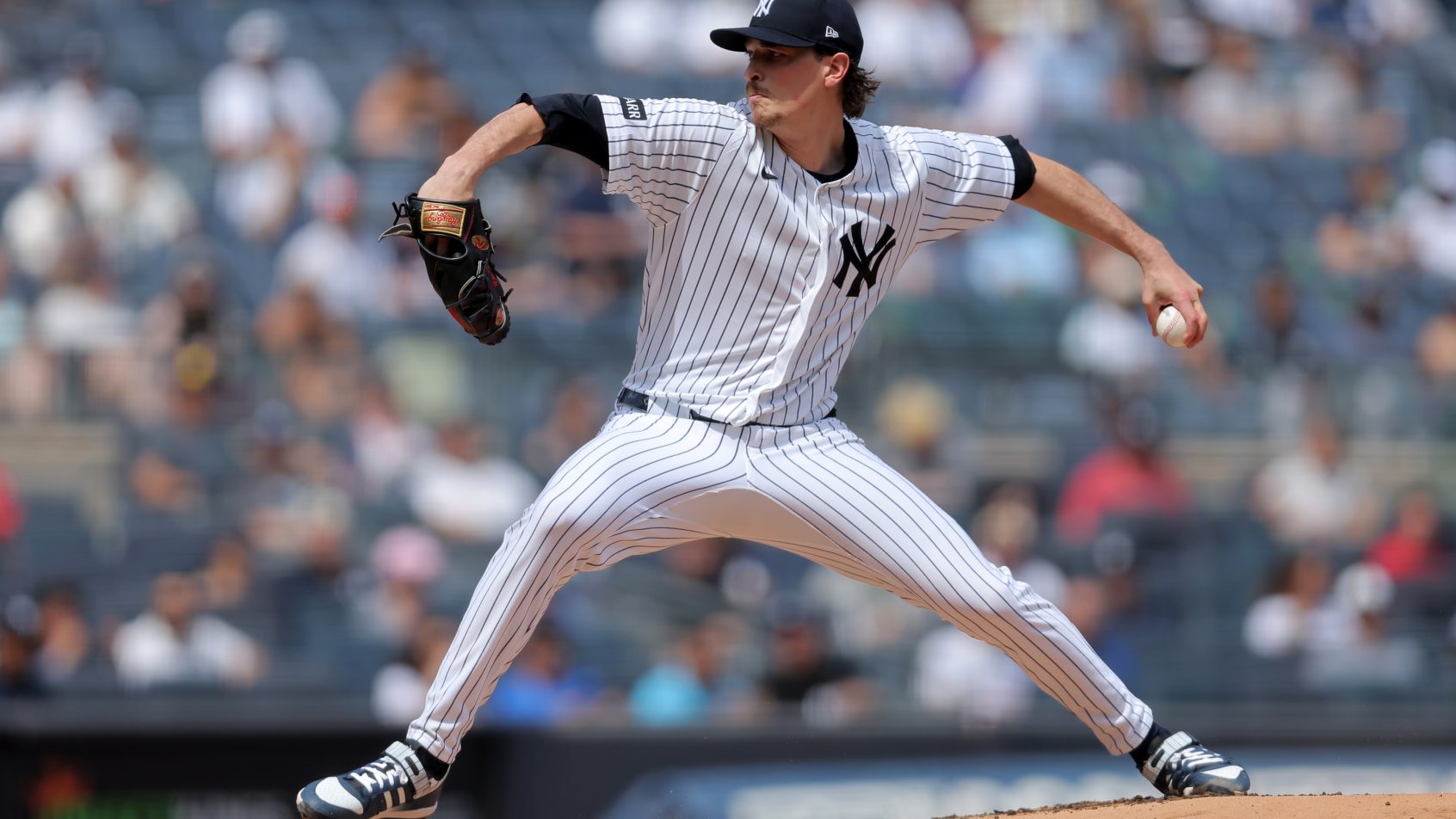 Max Fried tries to extend the Yankees' winning streak tonight at Boston.