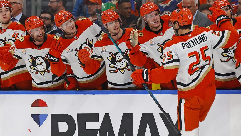 Ducks goal celebration at bench