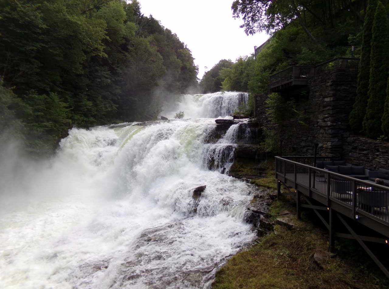 megaways and cascading reels