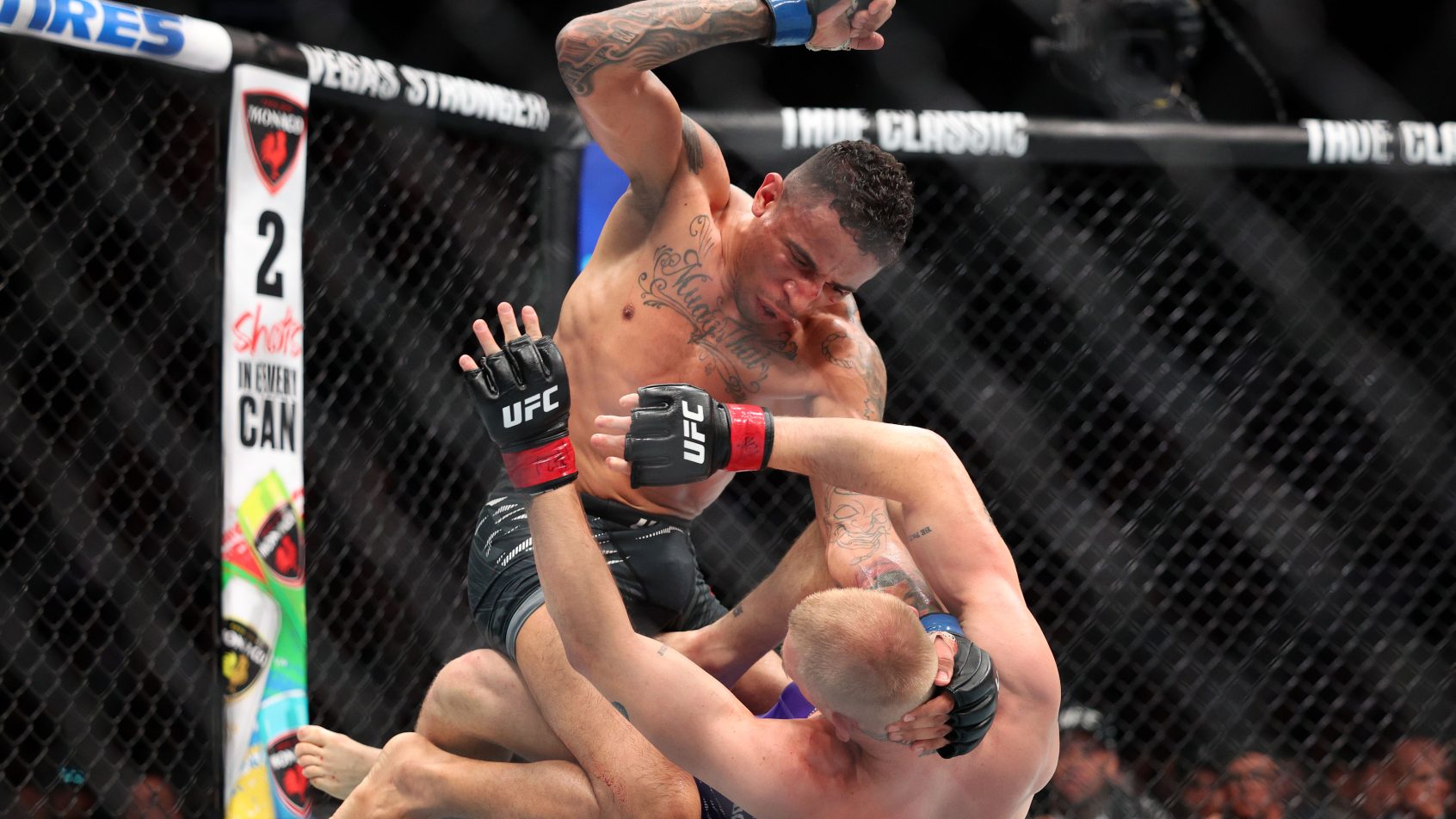 CARLOS-PRATES-LUTA-CONTRA-MACHADO-GARRY-UFC-FIGHT-NIGHT