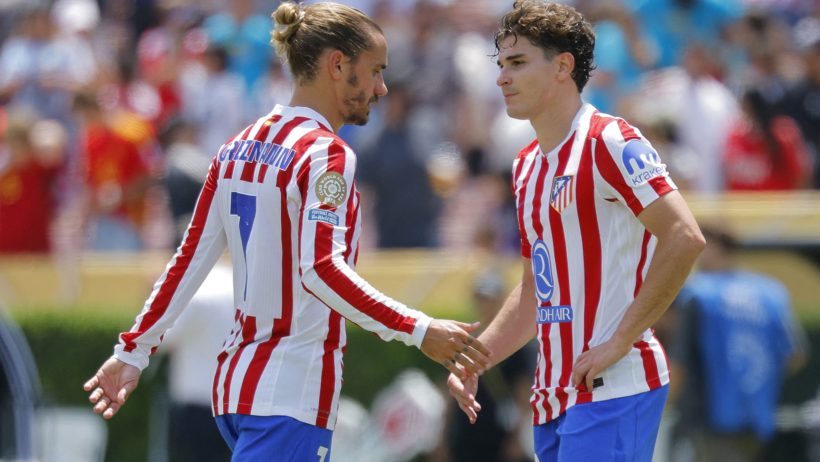 Atletico De Madrid forwards Antoine Griezmann and Julian Alvarez