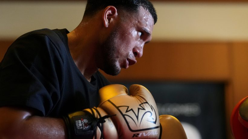 David Benavidez squares off against Gilberto Ramirez tonight from Las Vegas in a Cruiserweight tussle.